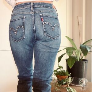 Levi’s Mom Style Jeans